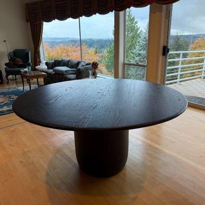 Round Contemporary Pedestal Dining Table by Veronica Barrows, Architect.  Diameter 59.5in | H 30in.