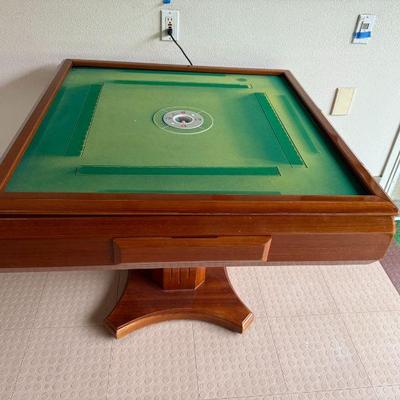 Byland Automatic  Mahjong Game Table. Comes with two sets of Tiles (blue and green). (This table will need some mechanical adjusts or...