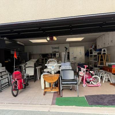 Garage  - Reclining Shampoo Chair, Small Drop Leaf Table, Folding Tables, Fans, Shelfing and more.