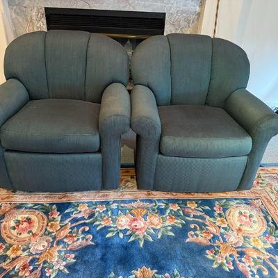 2 Comfy Drexel Upholstered Arm Chairs - reupholster or  slipcover.