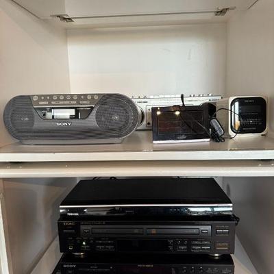 Sony CFD-S05 CD/Radio/Cassette-Corder, Sony Dream Machine, La Crosse Technology Weather Station, Toshiba DVD Player SDK1000, TEAC RW-D250...