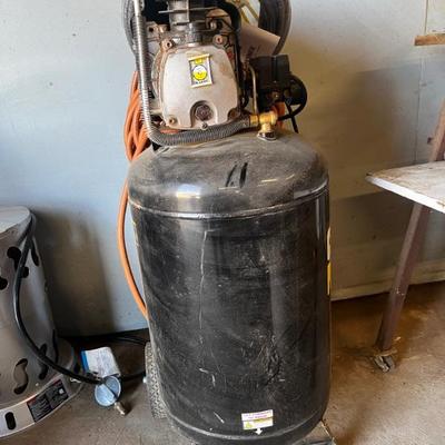 Air Compressor 