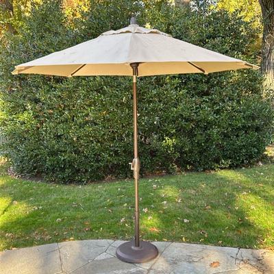Outdoor Patio Umbrella | Treasure Garden, adjustable. - dia. 18.5 in (base)

