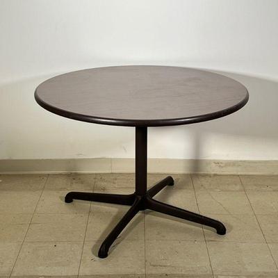 STEELCASE INDUSTRIAL TABLE | Round wood laminate top. - h. 29 x dia. 42 in

