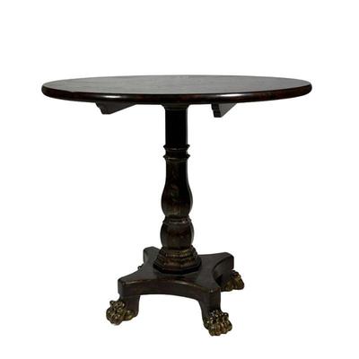 CHINOISERIE PEDESTAL TABLE | With overall painted and gilt decoration on four claw feet. - h. 8 x dia. 32 in

