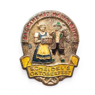 Souvenir Scheidel's Oktoberfest Sacramento Kalifornia Pin