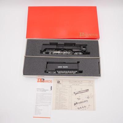 1997 Rivarossi Union Pacific 4-8-4 FEF 3 Locomotive Model Train