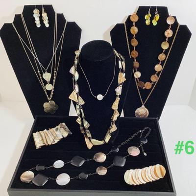 Shell Fashion/Costume Jewelry