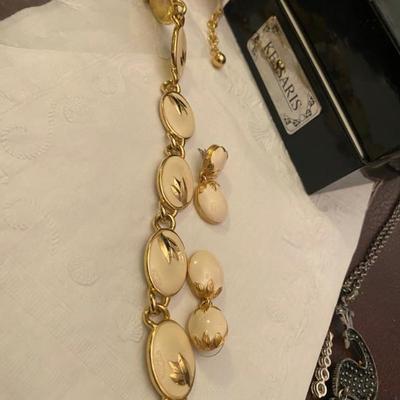 Necklace and matching earring