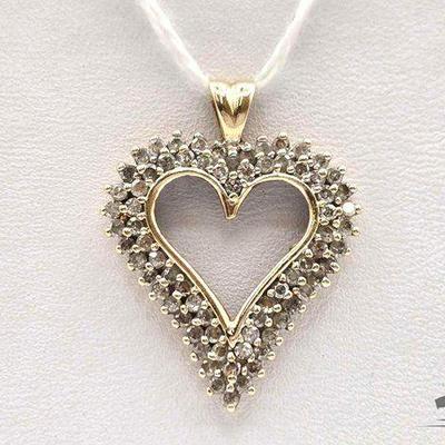#412 • 10K Gold Diamond Heart Pendant, 2.54g
