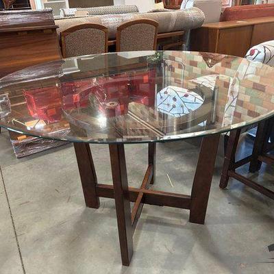 #5032 • Glass Stop Dining Table
