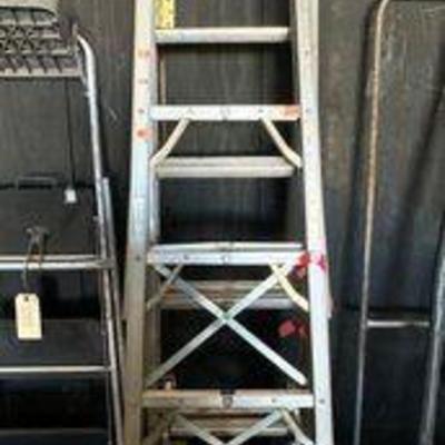 #3006 • 2 Ladders
