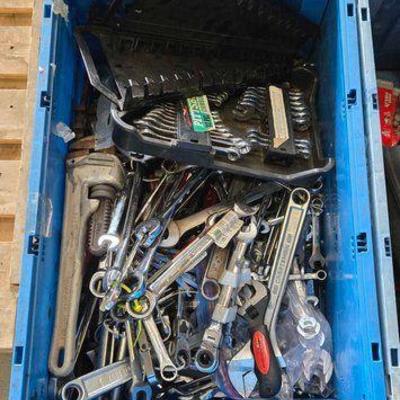 #3550 • Tote of Tools
