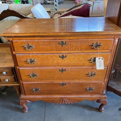 #5246 • The Flint-Bruce Co. Wooden Dresser
