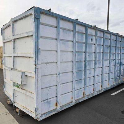 #150 • 26' Roll Off Container
