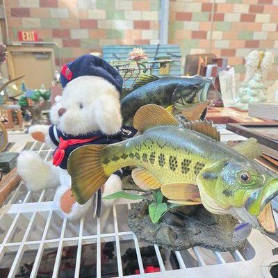 #2402 • Brass Button Bear, Bass Decor & More

