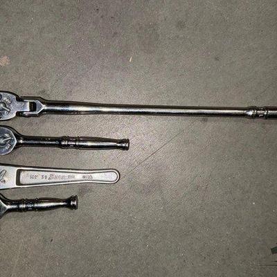 #3200 • 4 Snap-On Socket Wrenches
