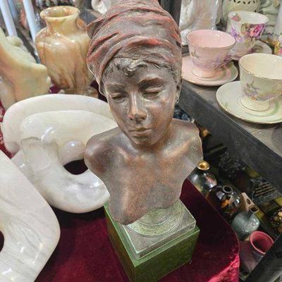 #2022 • Eblot Bust W/ Stand
