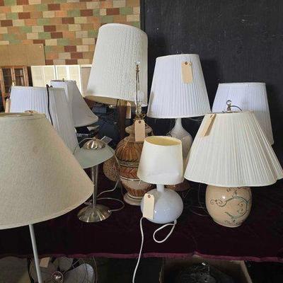 #7068 • (10) Lamps
