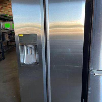 #4000 • Samsung Refrigerator
