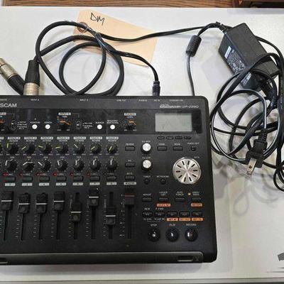 #7034 • Tascam Digital Portastudio DP-03SD
