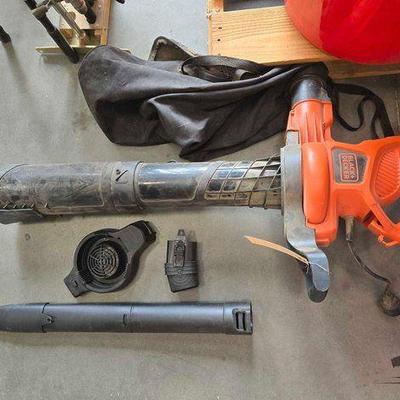 #3652 • Black & Decker Leaf Blower
