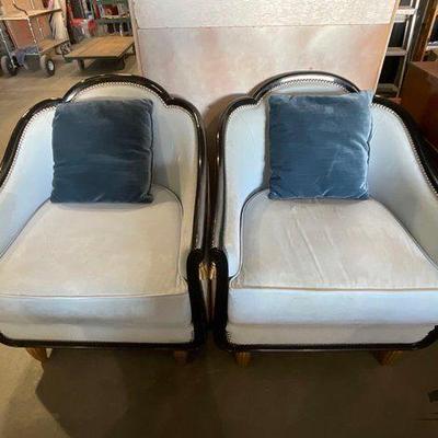 #4080 • (2) Lounge Chairs & (2) Accent Pillows
