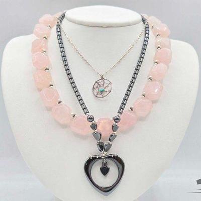 #808 • (3) Costume Jewelry Necklaces
