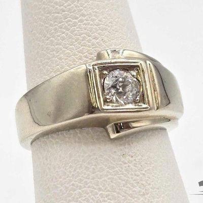 #352 • 14K White Gold Diamond Ring, 7.41g
