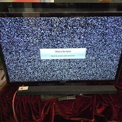 #7014 • Samsung 46" TV with Samsung Soundbar
