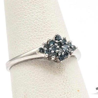 #340 • 14K White Gold Diamond Cluster Ring, 2.24g
