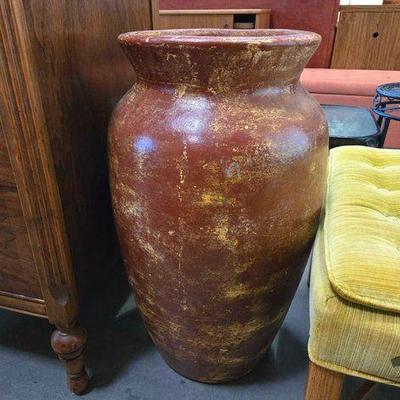 #5038 • Ceramic Red Vase
