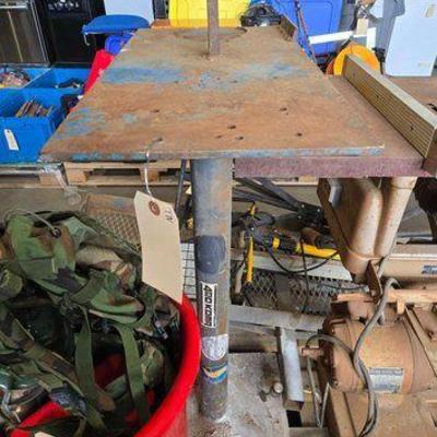#3620 • Steel Stand
