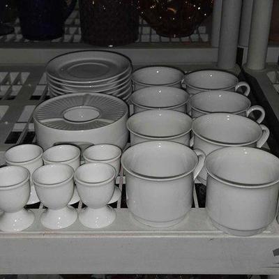 #2446 • Ikea Porcelain Drink & Food ware
