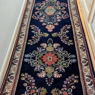 Gorgeous runner Katmurk 100% Wool India  33" x 19'