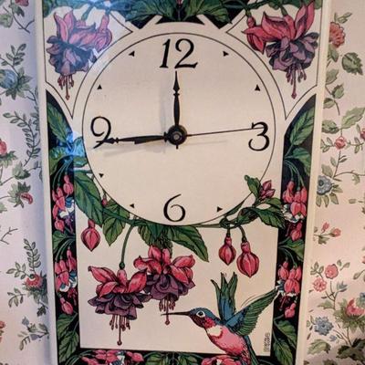 Hummingbird clock