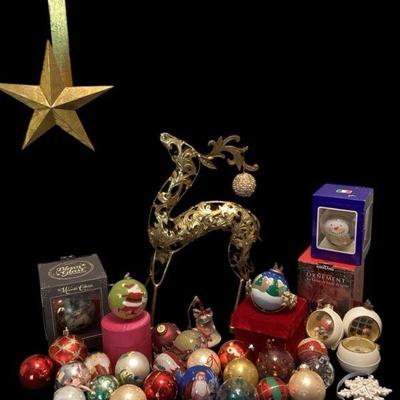 ROHU500 Gold Colored Stag, Wreath Hanging Star And Collection Of Glass Ornaments	Some World Market Glass Christmas Balls, some from...