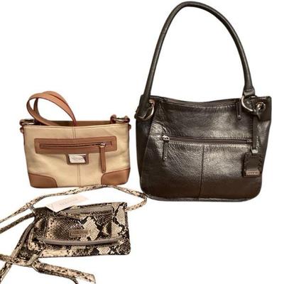 ROHU548 Tignanello And Kenneth Cole	Tignanello gun metal gray, pebbled leather hobo bag (gently used); brand new Kenneth Cole...