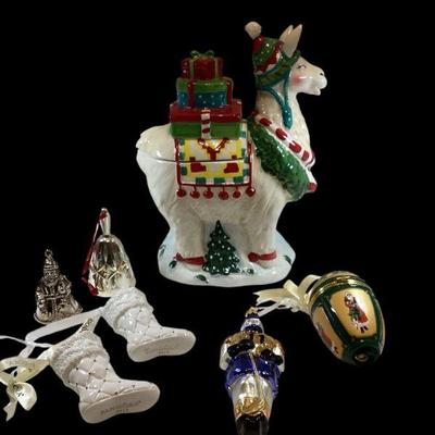 ROHU518 Christmas? Alpaca My Bags	Blue Sky Sleigh Bell Bistro Alpaca Llama Cookie Jar with excellent tight seal; for the ice hockey fans,...