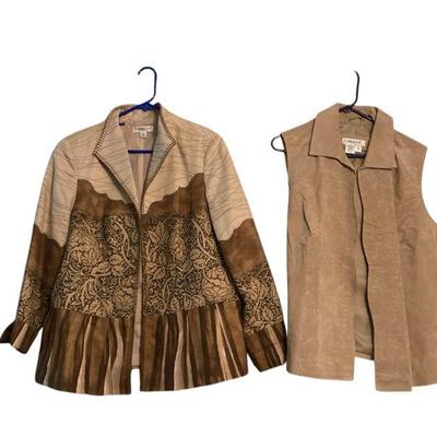 ROHU528 Coldwater Creek Suede Vest And Jacket	Ladies size 1X beige leather vest and matching jacket (not leather)
