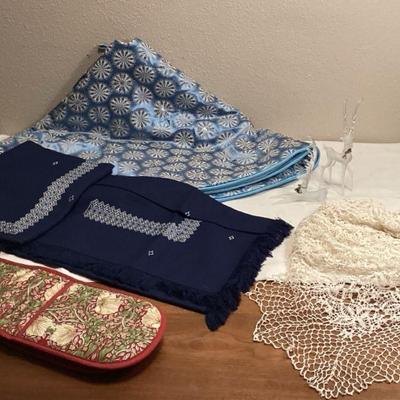 ROHU584 Christmas Lace, William Morris, And Martha Stewart	Antique lace cloth (36"x36"); Martha Stewart, blue and silver tree...