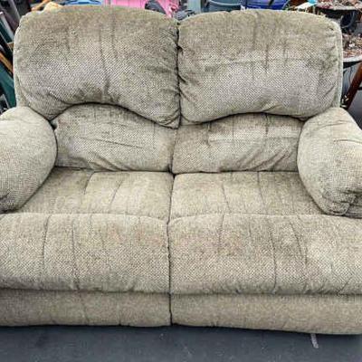 Ct124r green loveseat