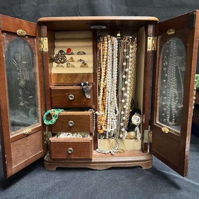 Ct388 vintage jewelry mystery box with gucci watch
