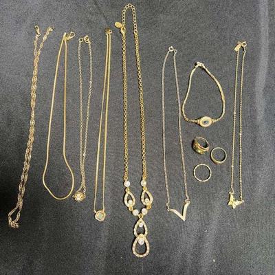 Ct386 vintage jewelry gold chains