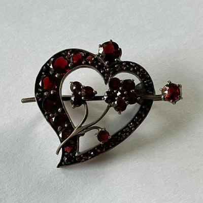 Vintage Garnet Heart