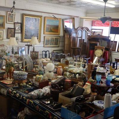 Estate sale photo