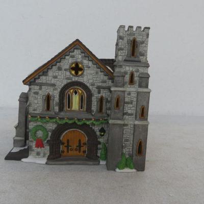 Vintage 1994-1998 Dept. 56 Dickens Village "Whittlesbourne Church" #56.58211 - In Box