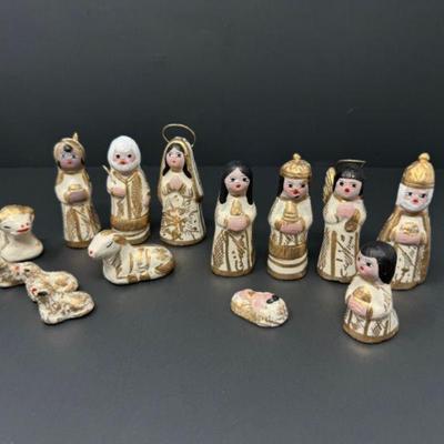 14-Pc Vintage Chalkware Nativity Set - White/Gold Christmas Figurines	