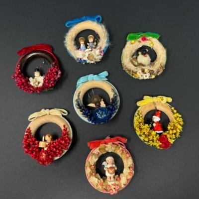 7pc Vintage Scandinavian-Inspired Christmas Wreaths w/ Dried Flowers	