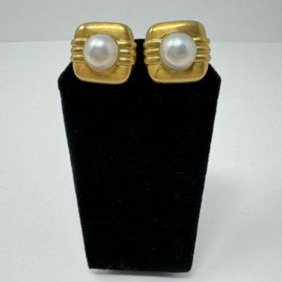 Classic Style 18K Gold Clip-On Earrings (Approx. 21 Grams)	